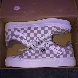 Womans Seldan Checkerboard Vans